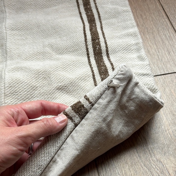 Pottery Barn Linen Cotton 18” square Pillow Sham Cover Neutral French Stripe - Picture 9 of 9